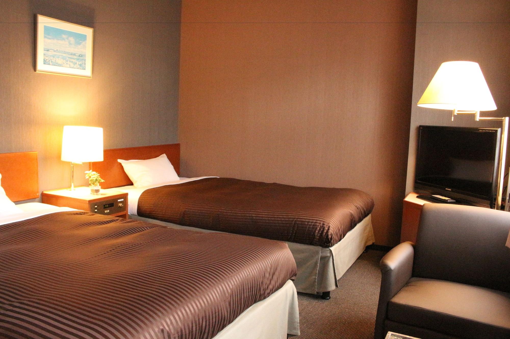 Hotel Livemax Budget Hiratsuka Ekimae Ngoại thất bức ảnh