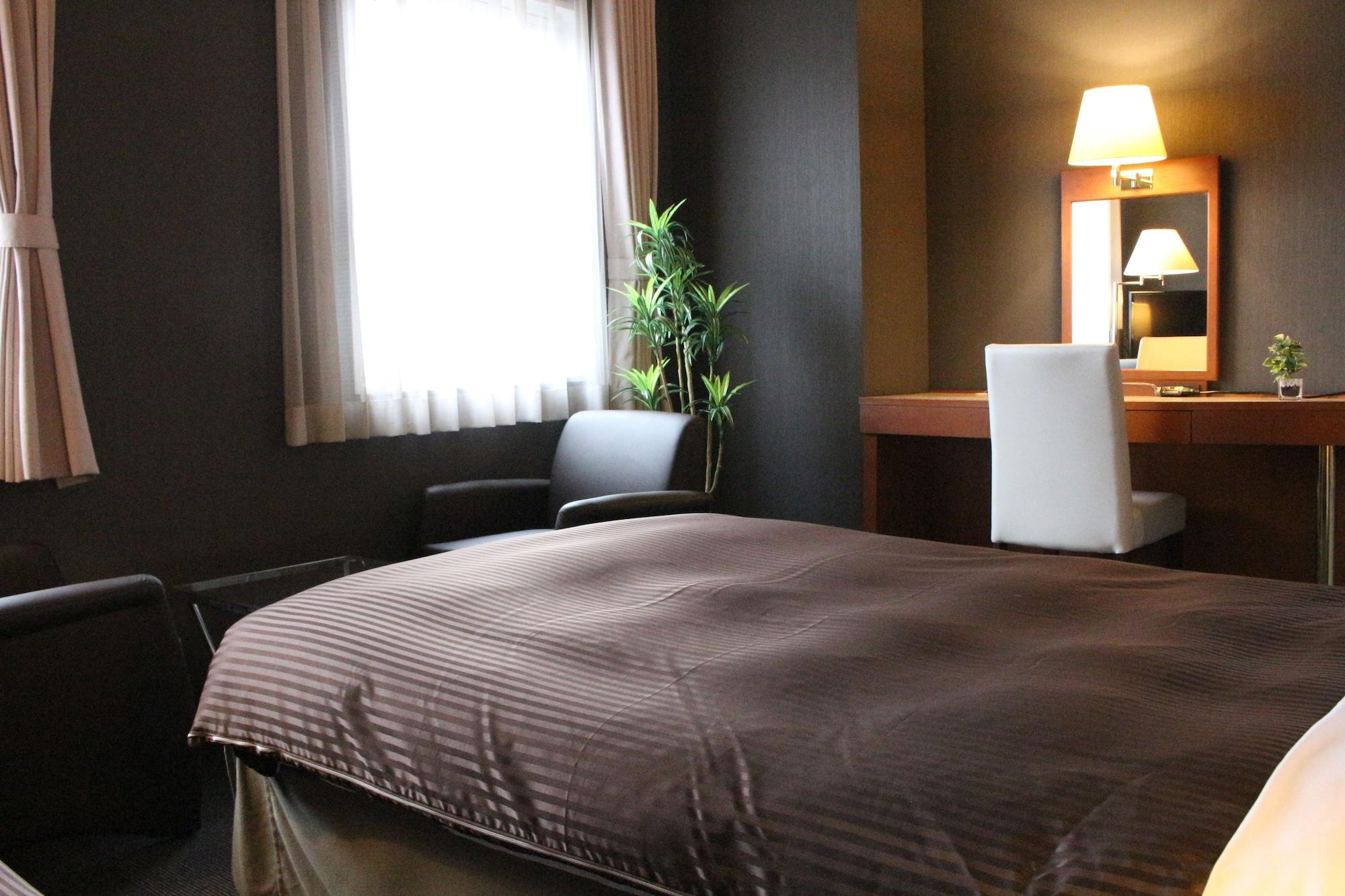 Hotel Livemax Budget Hiratsuka Ekimae Ngoại thất bức ảnh