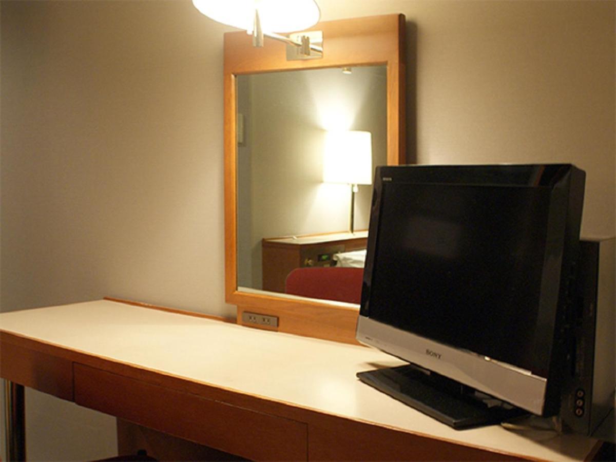 Hotel Livemax Budget Hiratsuka Ekimae Ngoại thất bức ảnh
