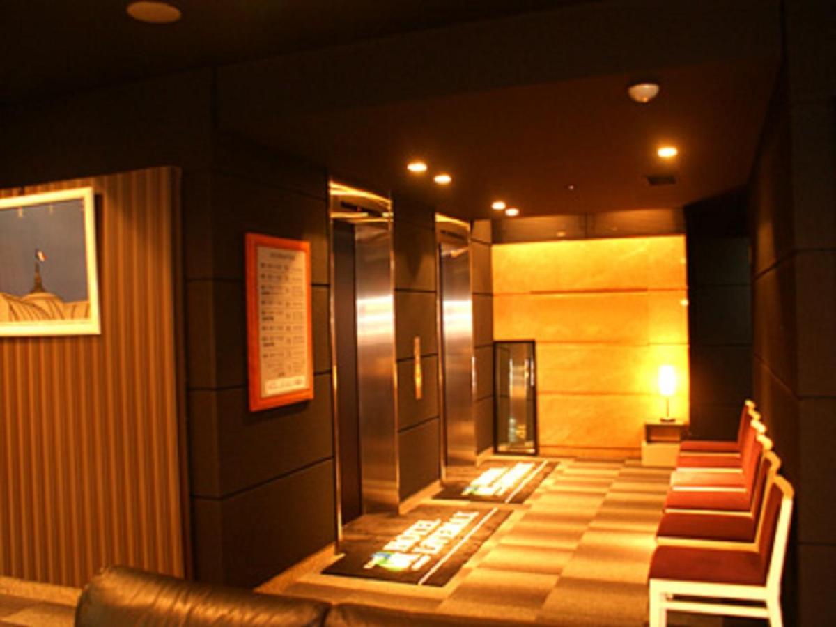 Hotel Livemax Budget Hiratsuka Ekimae Ngoại thất bức ảnh