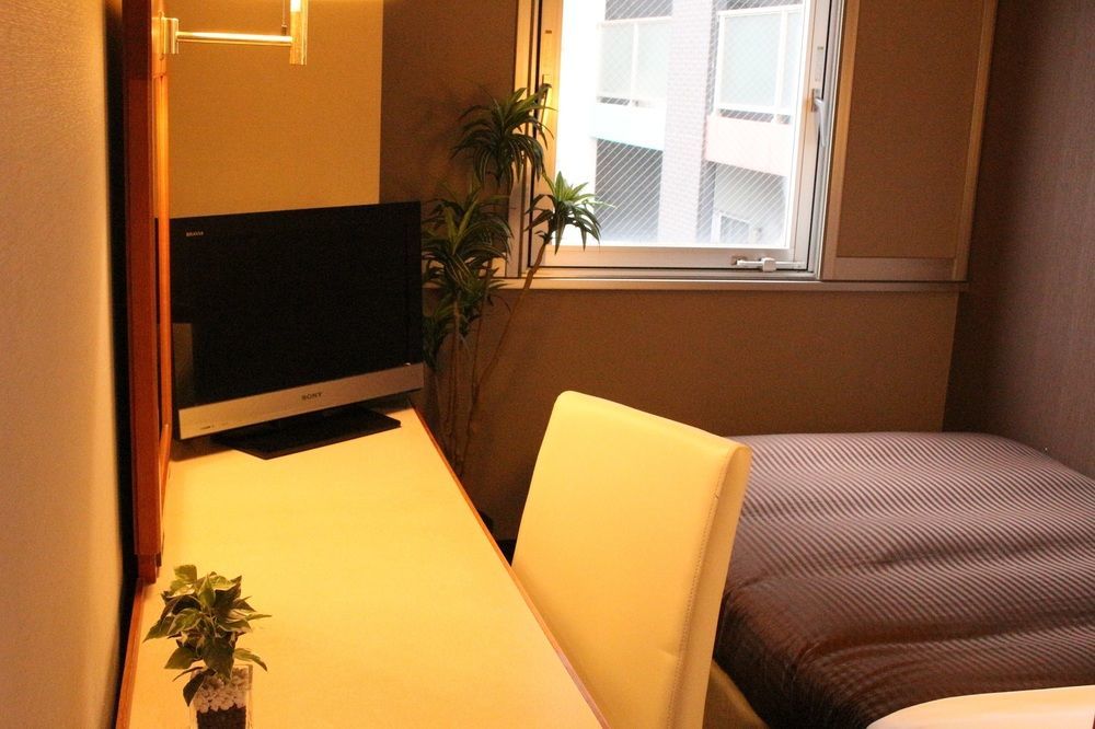 Hotel Livemax Budget Hiratsuka Ekimae Ngoại thất bức ảnh
