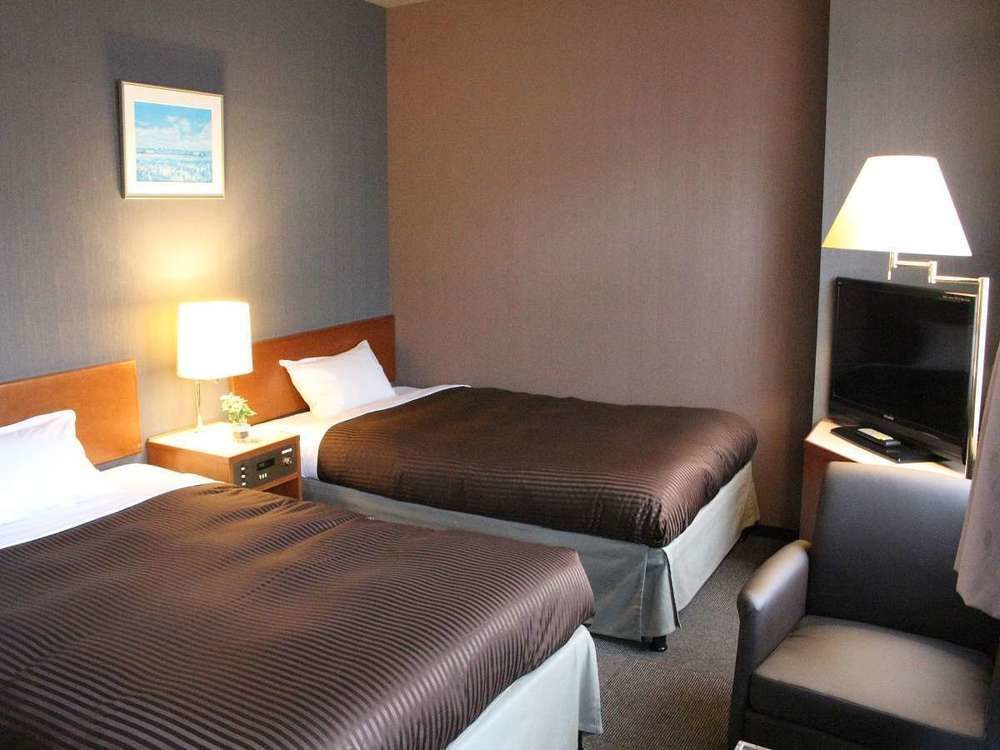 Hotel Livemax Budget Hiratsuka Ekimae Ngoại thất bức ảnh
