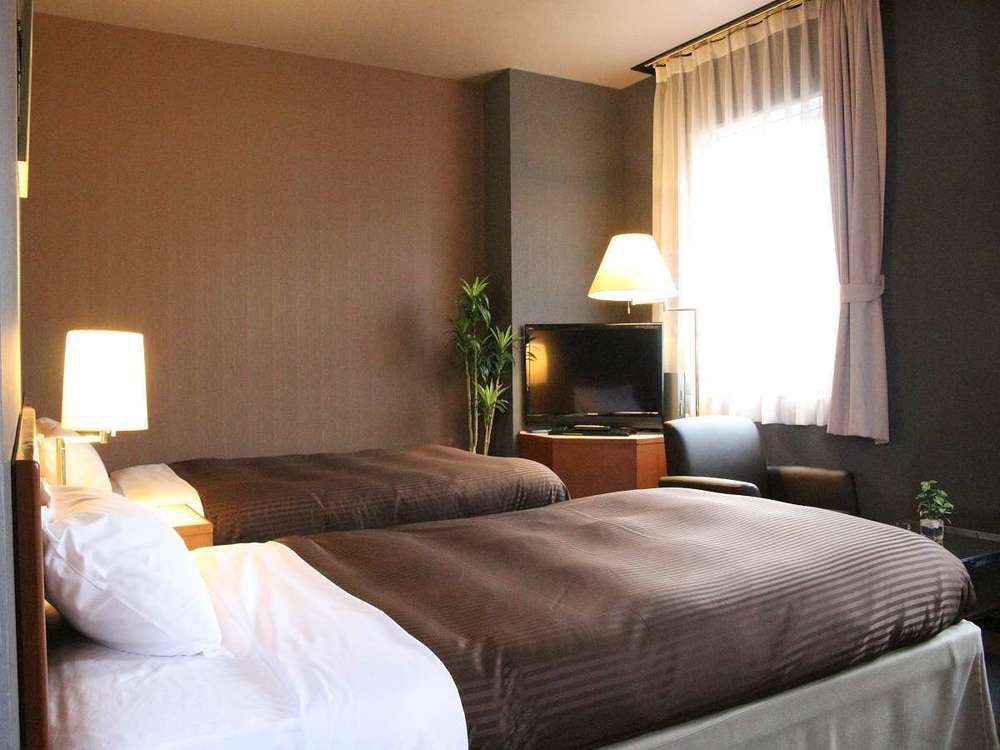 Hotel Livemax Budget Hiratsuka Ekimae Ngoại thất bức ảnh
